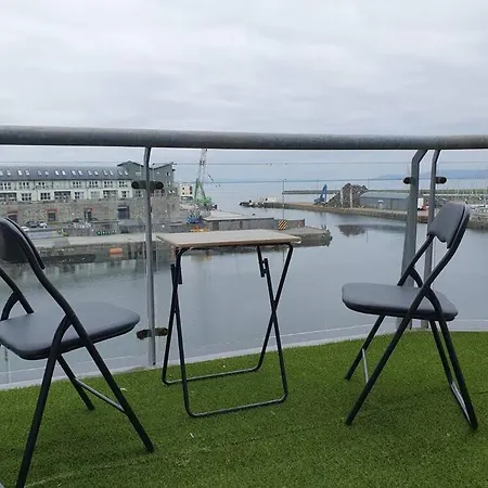 Location Location Location! Appartement *