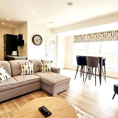 Location Location Location! Apartment Galway