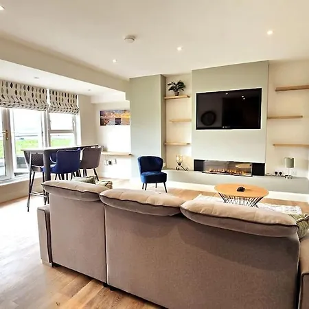 Location Location Location! Apartment Galway