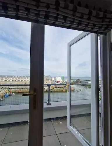 Location Location Location! Apartment