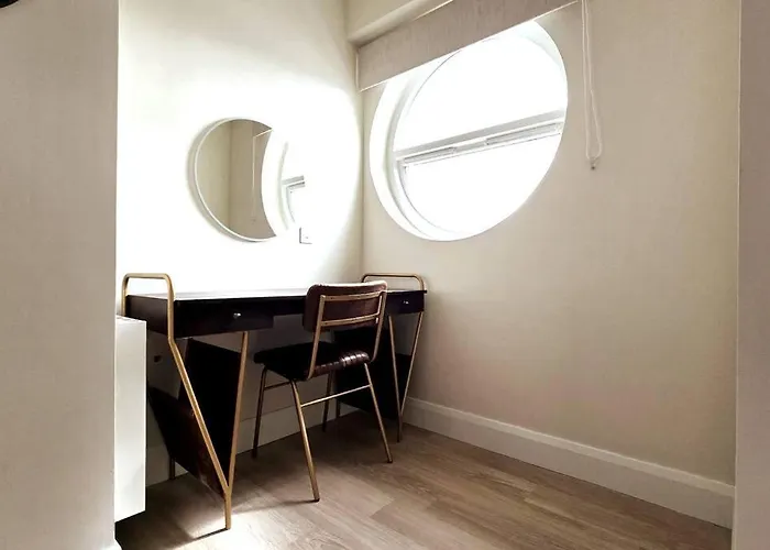 Location Location Location! Apartment