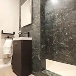 Location Location Location! * ゴールウェイ