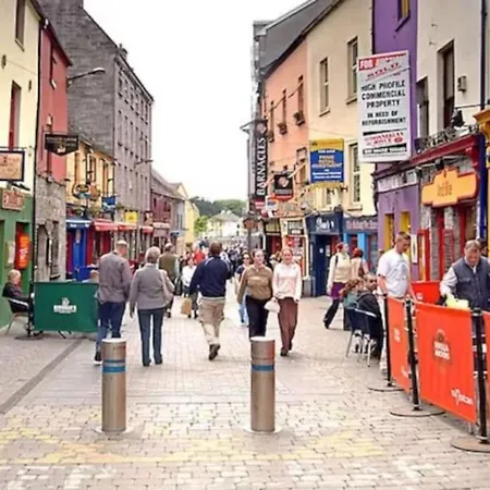 Location Location Location! Appartement